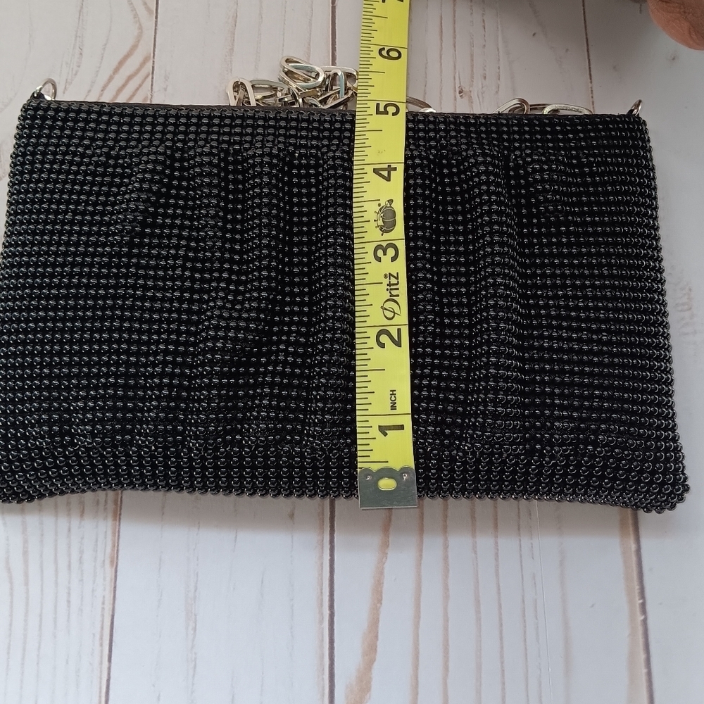 La Regale Mesh Evening Party Small Purse Chain Link Strap - Picture 5 of 15